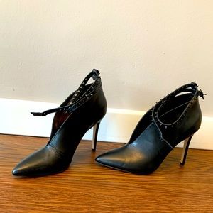 Badass Jessica Simpson boot-heels. Size 7.5.